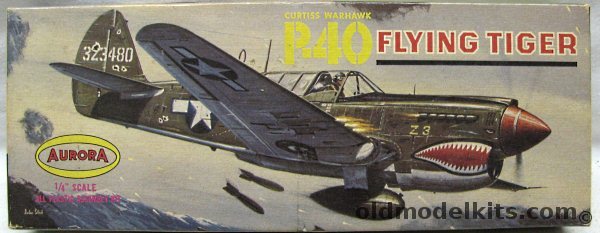 Aurora 1/48 Curtiss Warhawk P-40 Flying Tiger, 44-100 plastic model kit